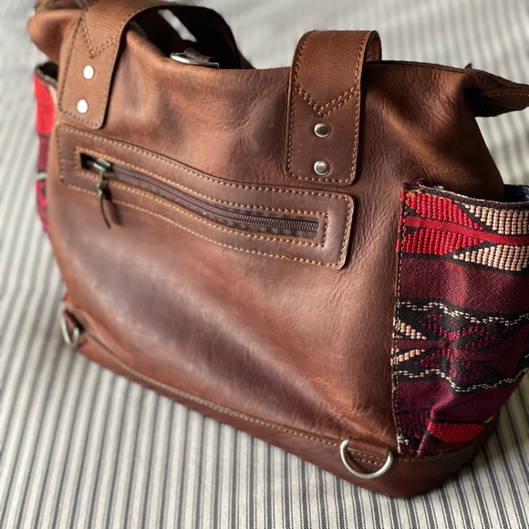 DC Bags handmade in Guatemala Mini Bumblebee (smaller sized convertible day bag) - Picture 3 of 8